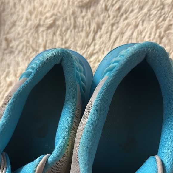 Nike Women's Flex Supreme TR 5 Cross Trainer Grey/Chlorine size 8.5 - Picture 11 of 16